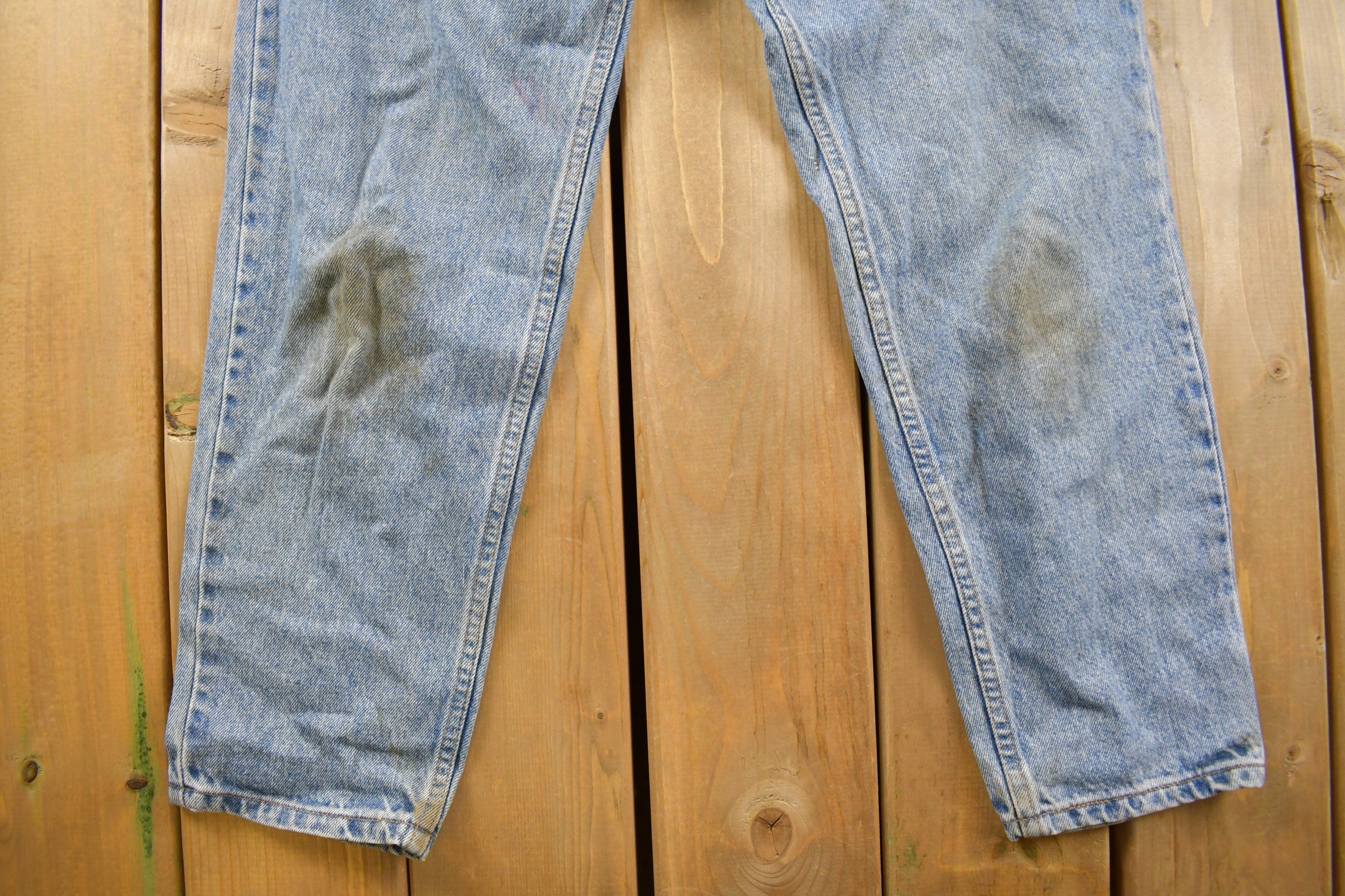 Vintage 1990s Levi's 550 Medium Wash Women's Jeans Size 30 x 27