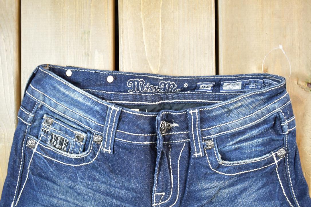 Vintage Y2K Miss Me Bedazzled Low Rise Jeans Size 26x31