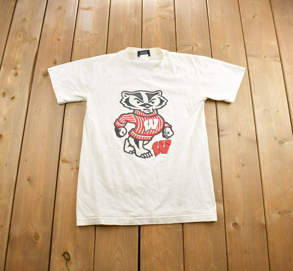 Vintage 1990s University of Wisconsin Badgers Jansport Graphic T-Shirt Made In USA