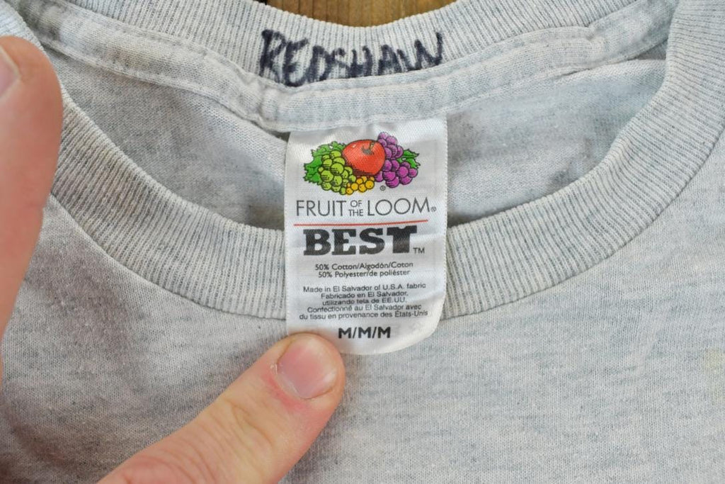 Vintage 1990s Metuchen University Basketball Collegiate T-Shirt