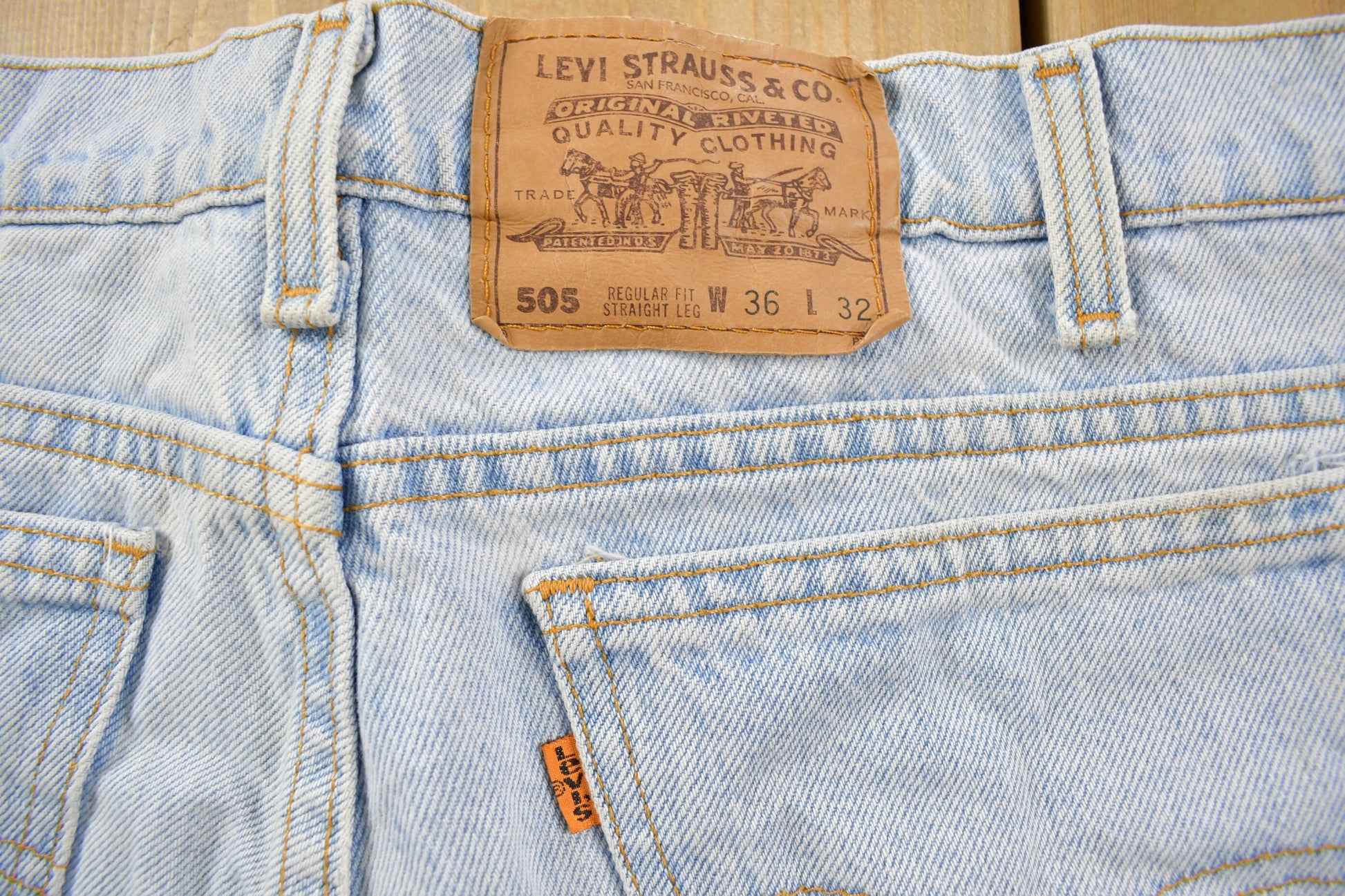 Vintage 1980s Levi's 505 Orange Tab Light Wash Jeans Size 36 x 30
