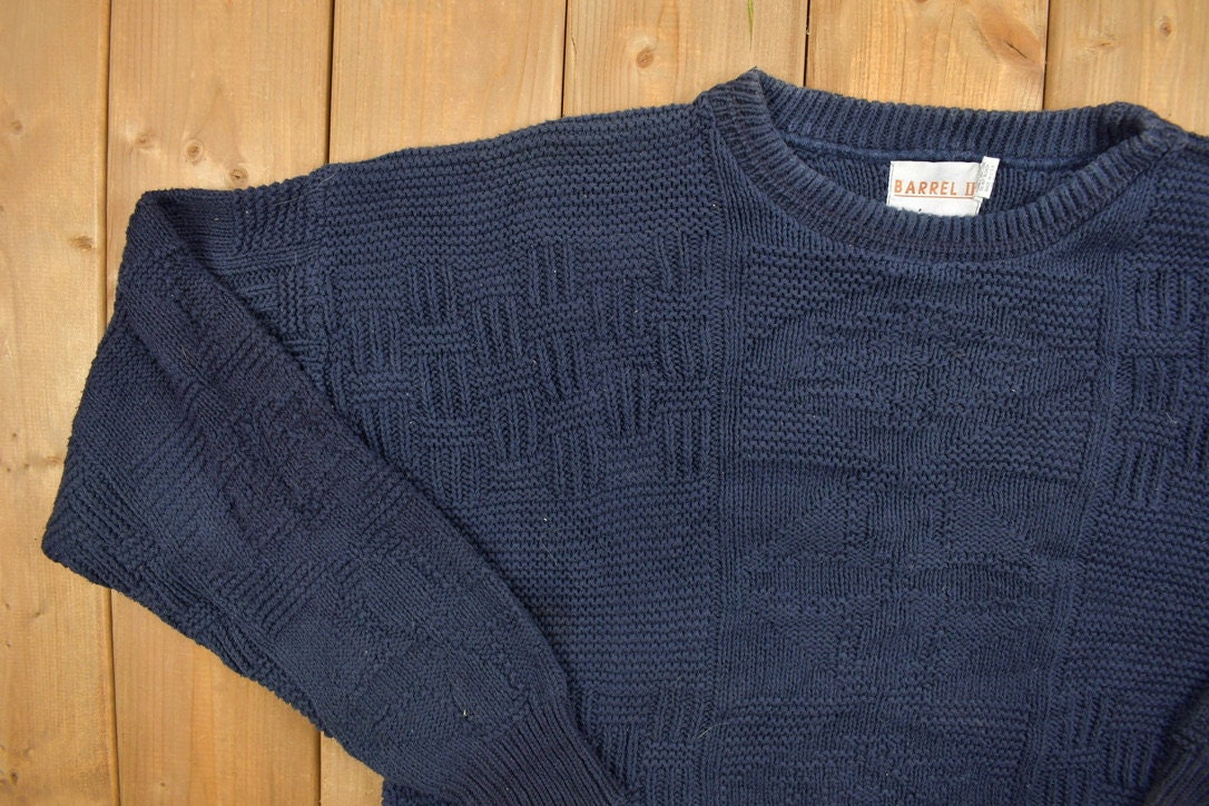 Vintage 1990s Barrel Knit Crewneck Sweater /