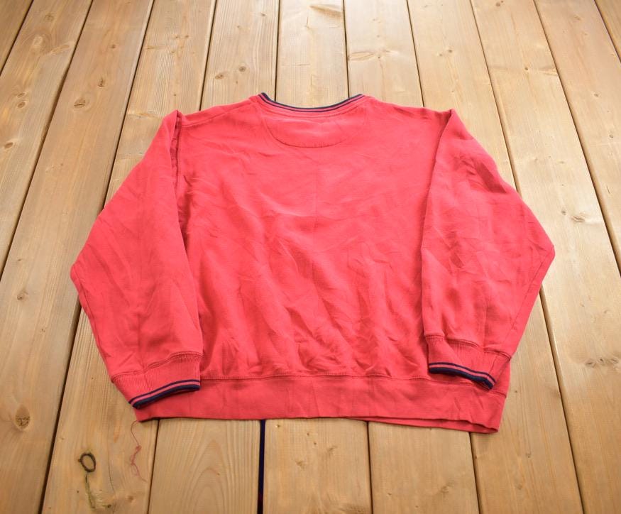 Vintage 1990s Tigger Embroidered Disney V-Neck Sweater