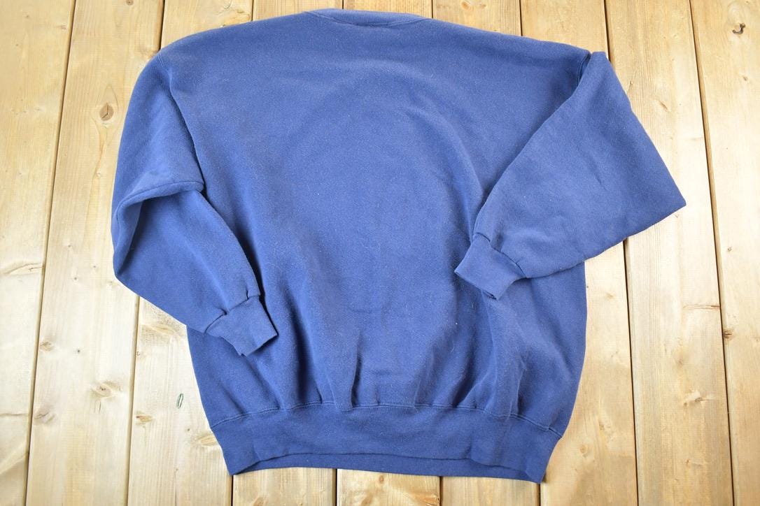 Vintage 1990s Winnie The Pooh Disney Crewneck Mens XL