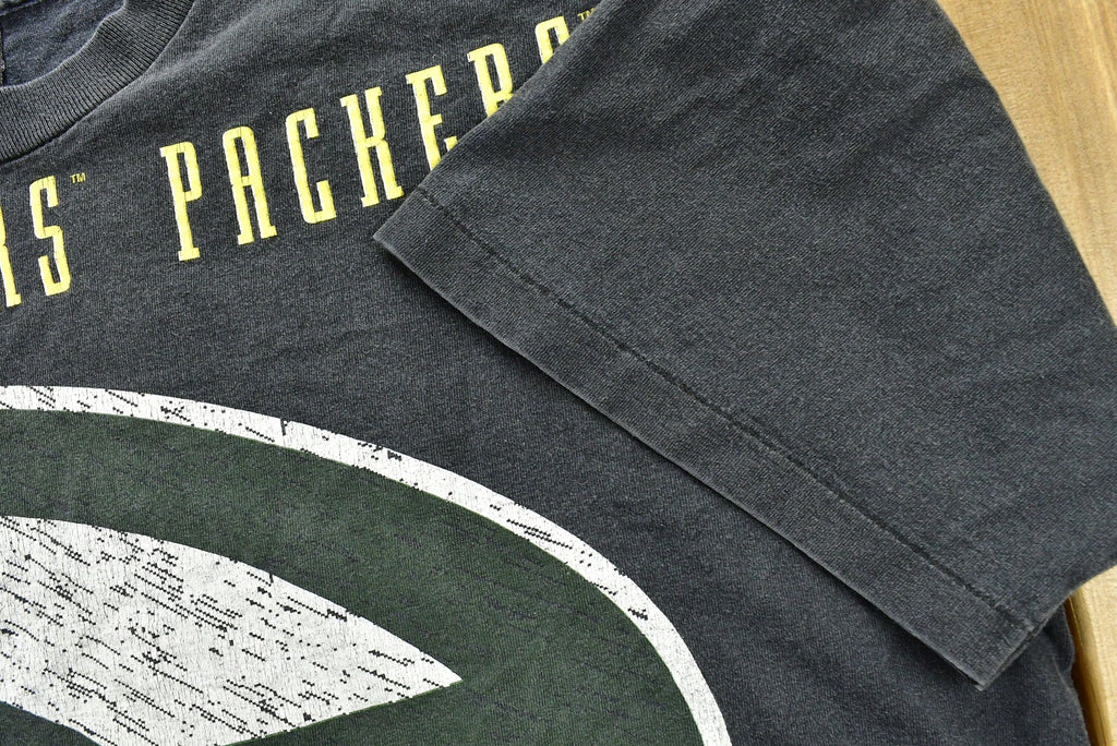 Vintage 1996 Green Bay Packers All Over Print NFL T-Shirt