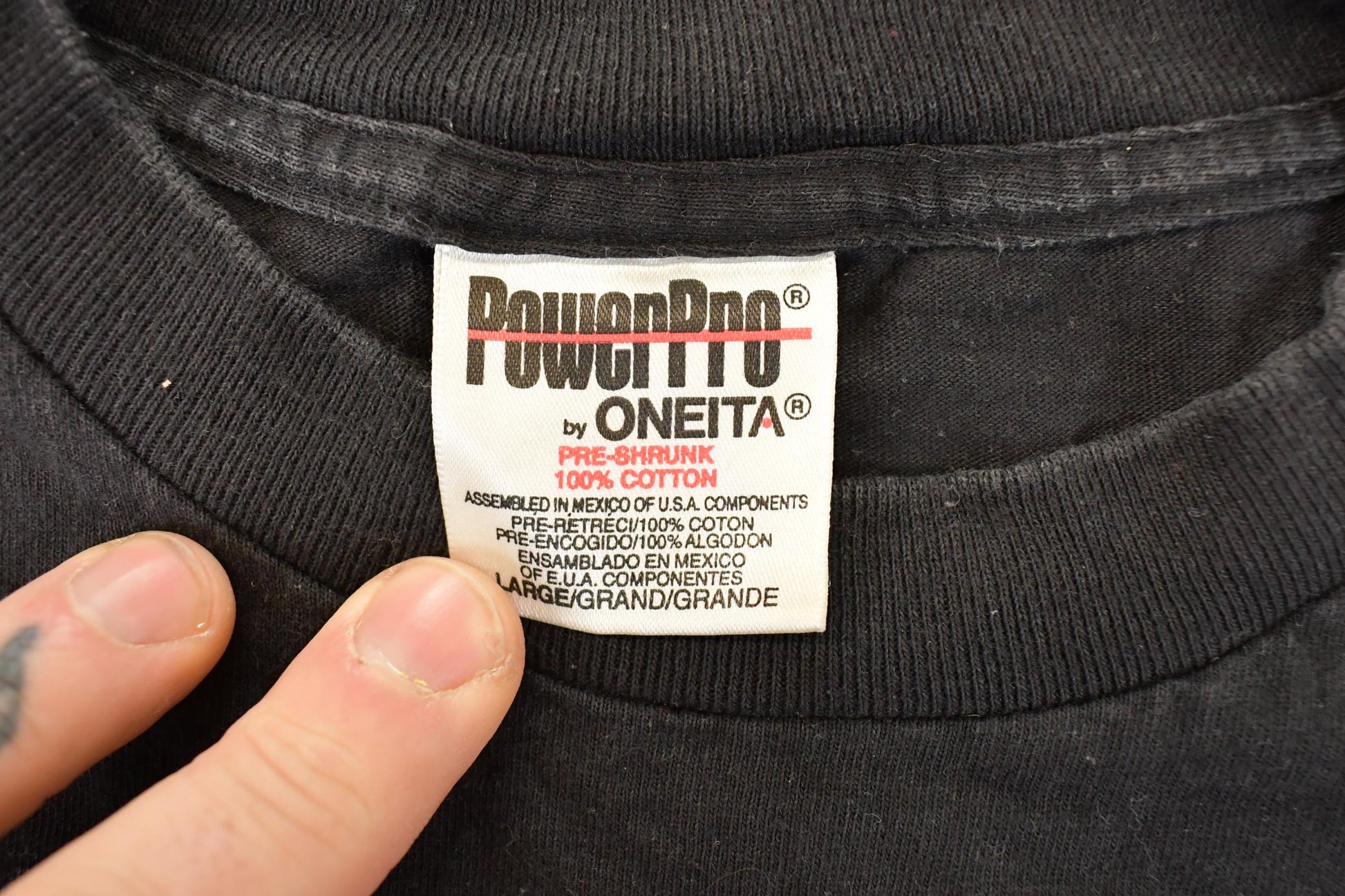 Vintage 1997 Aaron Tippin Greatest Hits Souvenir Band T-Shirt Men's M