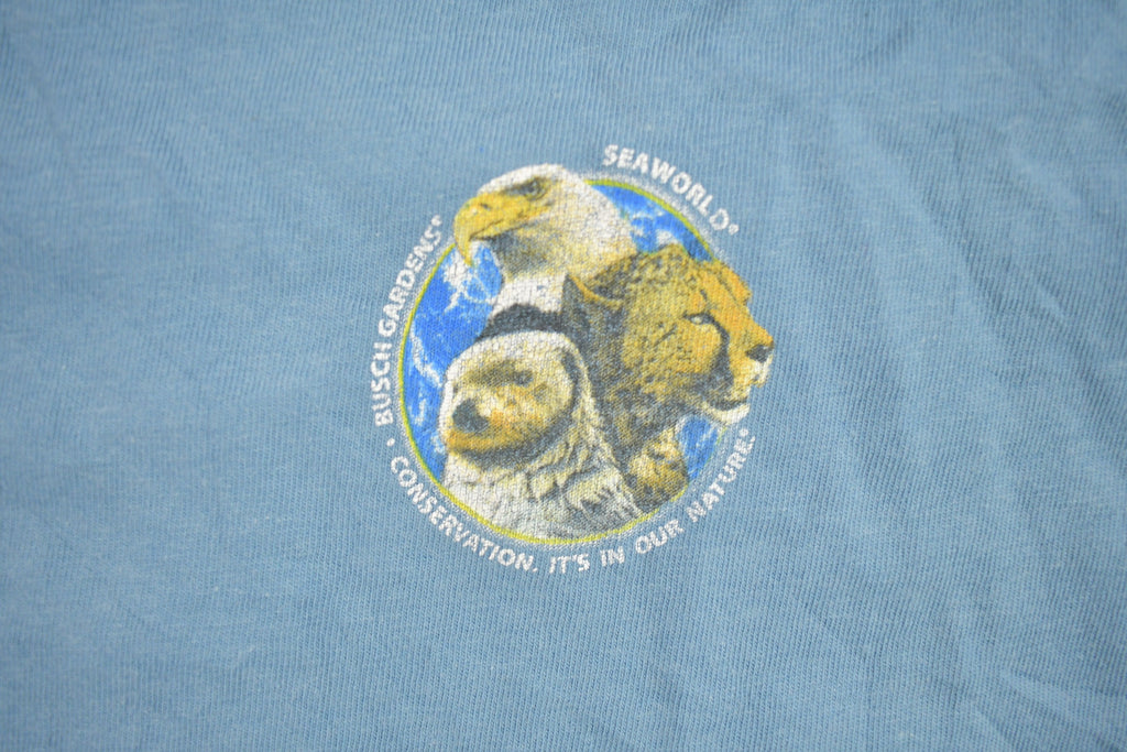 Vintage 1990s Busch Gardens Animal Family Graphic T-Shirt