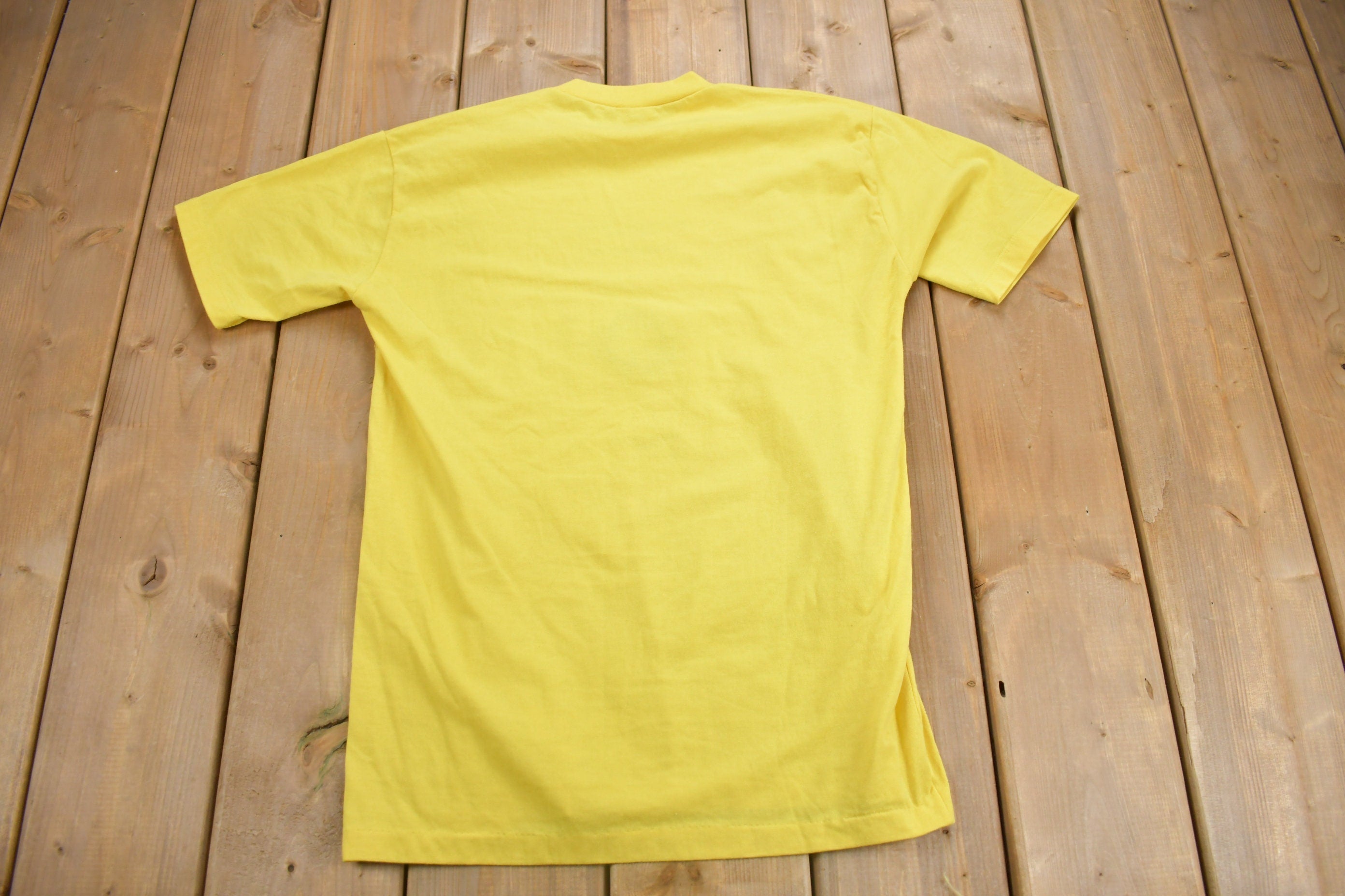 Vintage 1987 Sidney Sussex College Cambridge Cancer Research Graphic T Shirt