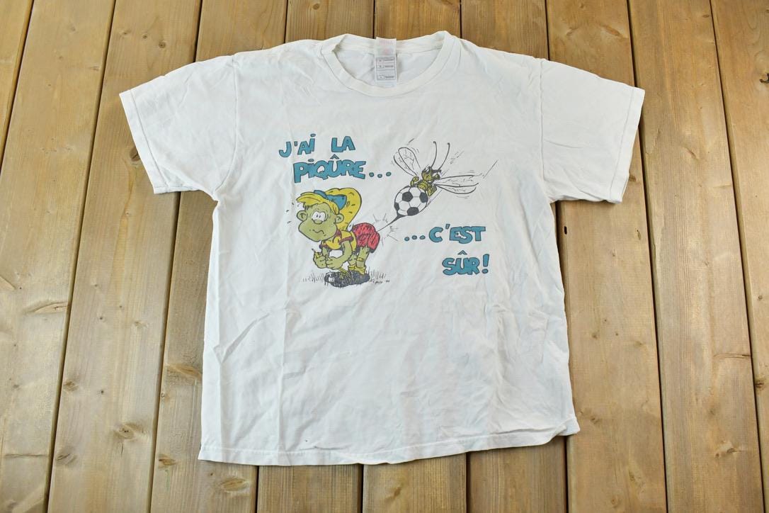 Vintage 1990s French Soccer Bee Cartoon Graphic T-Shirt