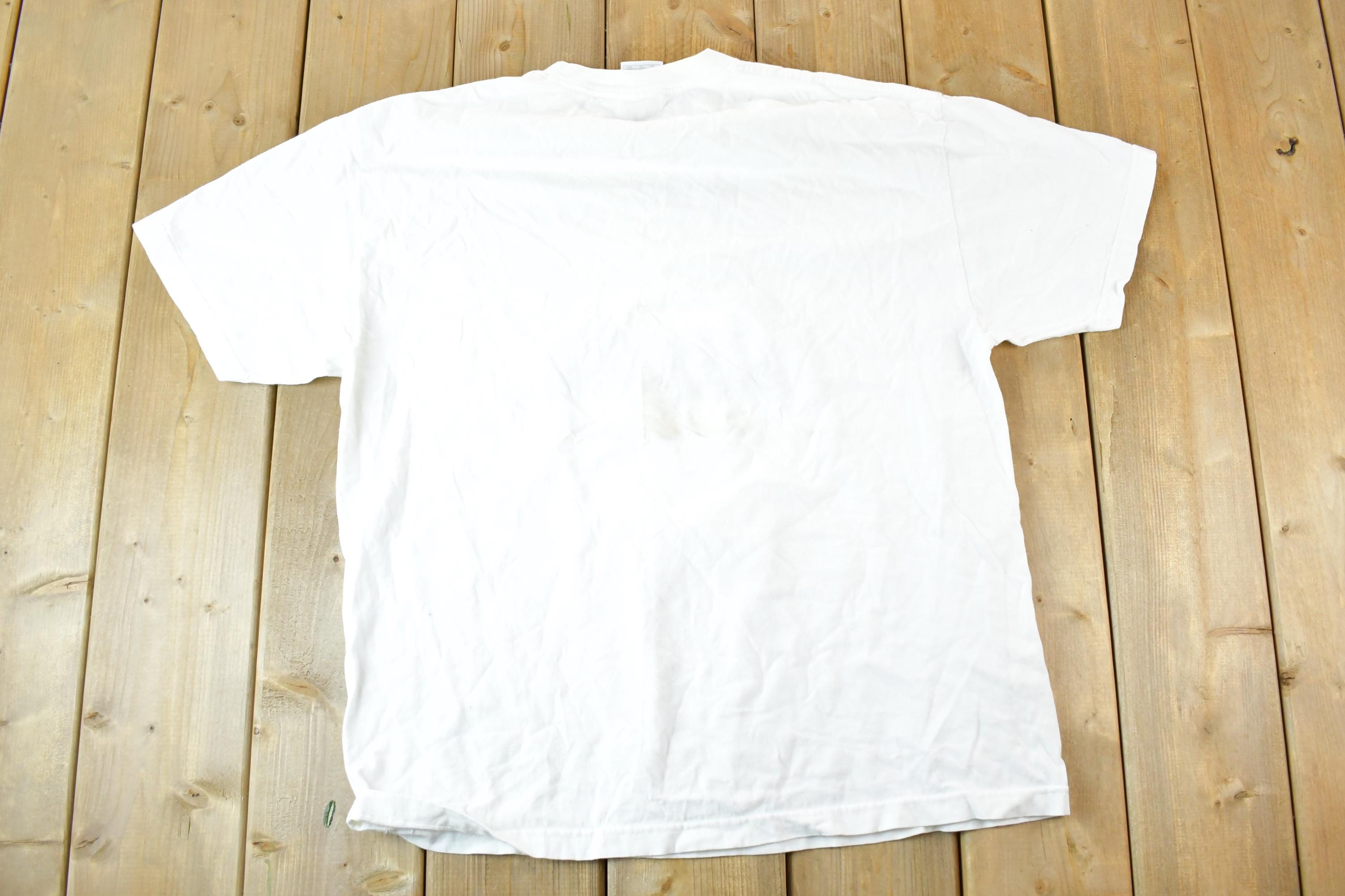 Vintage 1990s Chicago Skyline Embroidered Souvenir T-Shirt Mens L