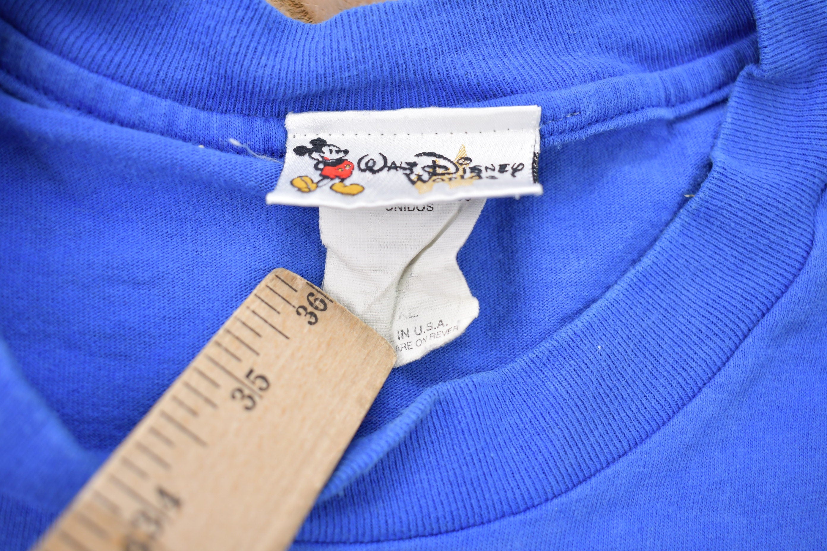 Vintage 1990s Seven Dwarfs Graphic T-Shirt