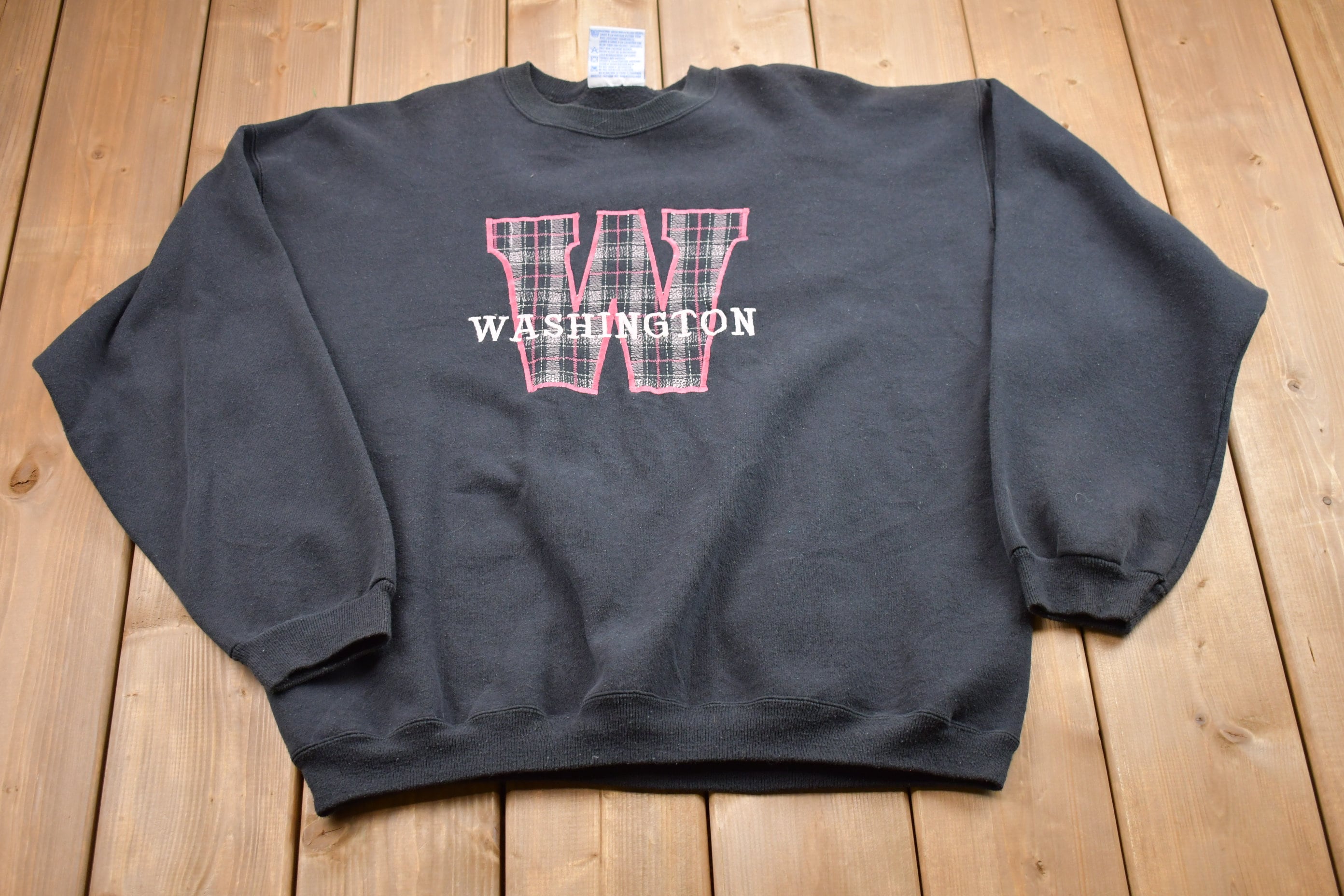 Vintage 1990s Washington Embroidered Crewneck
