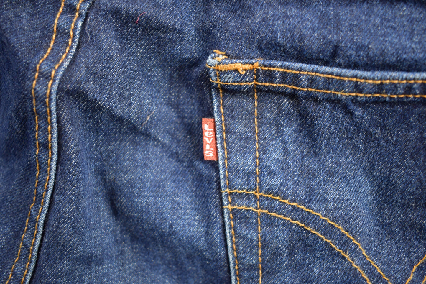 Vintage 1980s Levi's 501 Red Tab Button Fly Jeans Size 34 x 33 / Blue / Dark Wash / Vintage Denim / Made In USA / 80s Levi's / Straight Cut