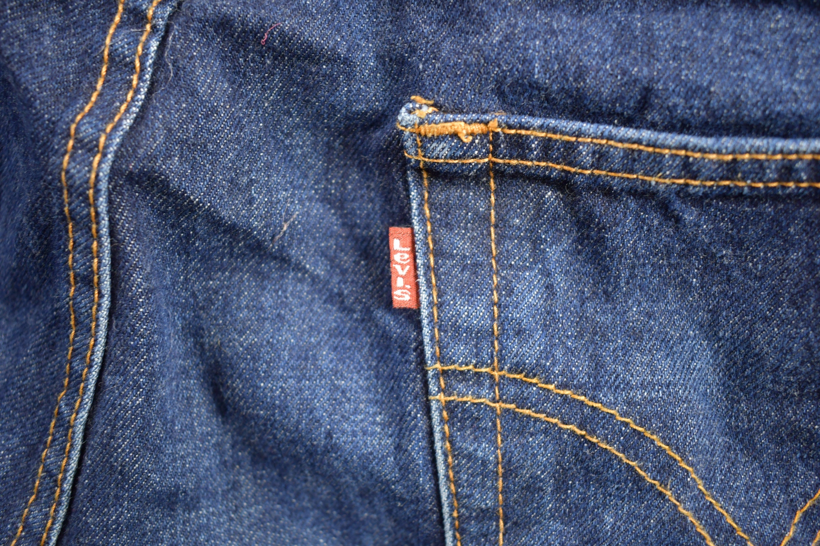 Vintage 1980s Levi's 501 Red Tab Button Fly Jeans Size 34 x 33