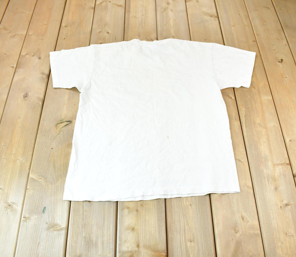 Vintage 1992 One With The Earth Souvenir Travel T-Shirt