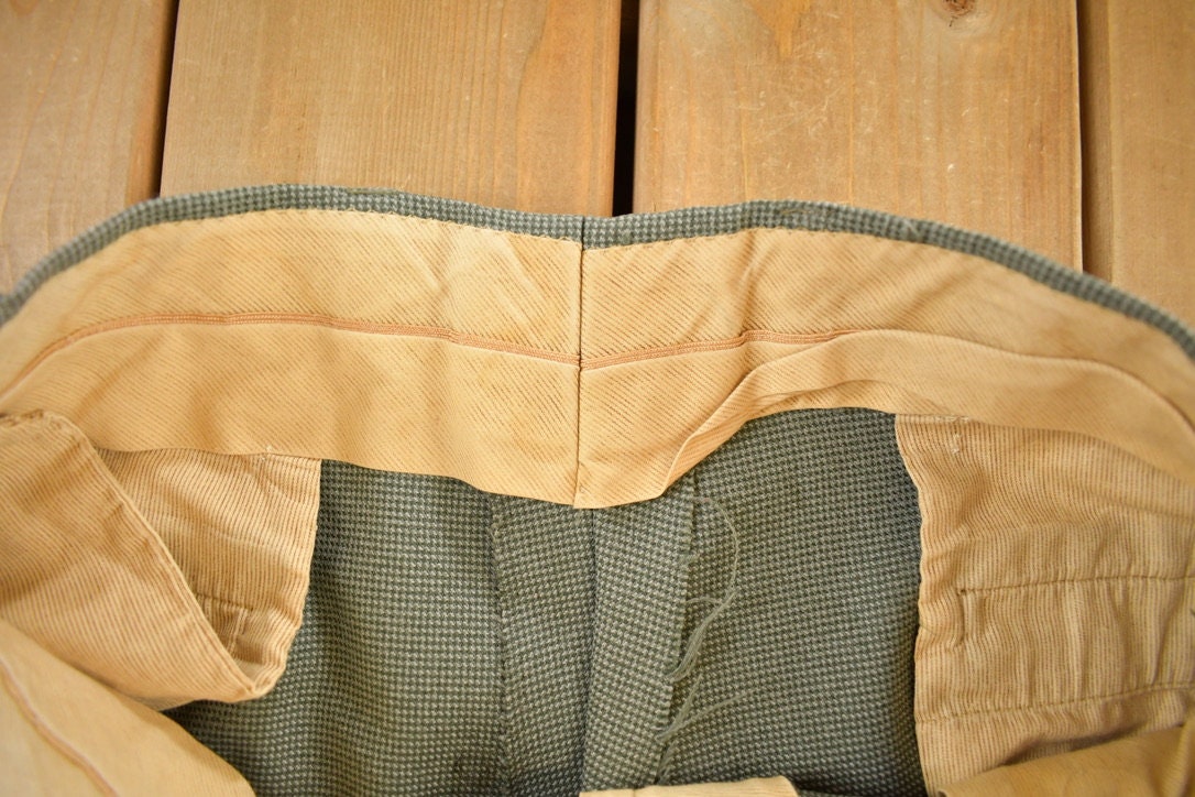 Vintage 1990's Pleated Pants 36 x 27