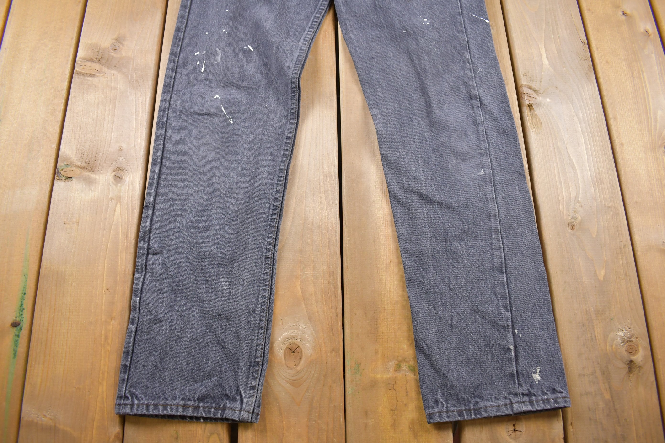 Vintage 1990s Levi's 501 Red Tab Paint Splattered Jeans Size 28 x 31