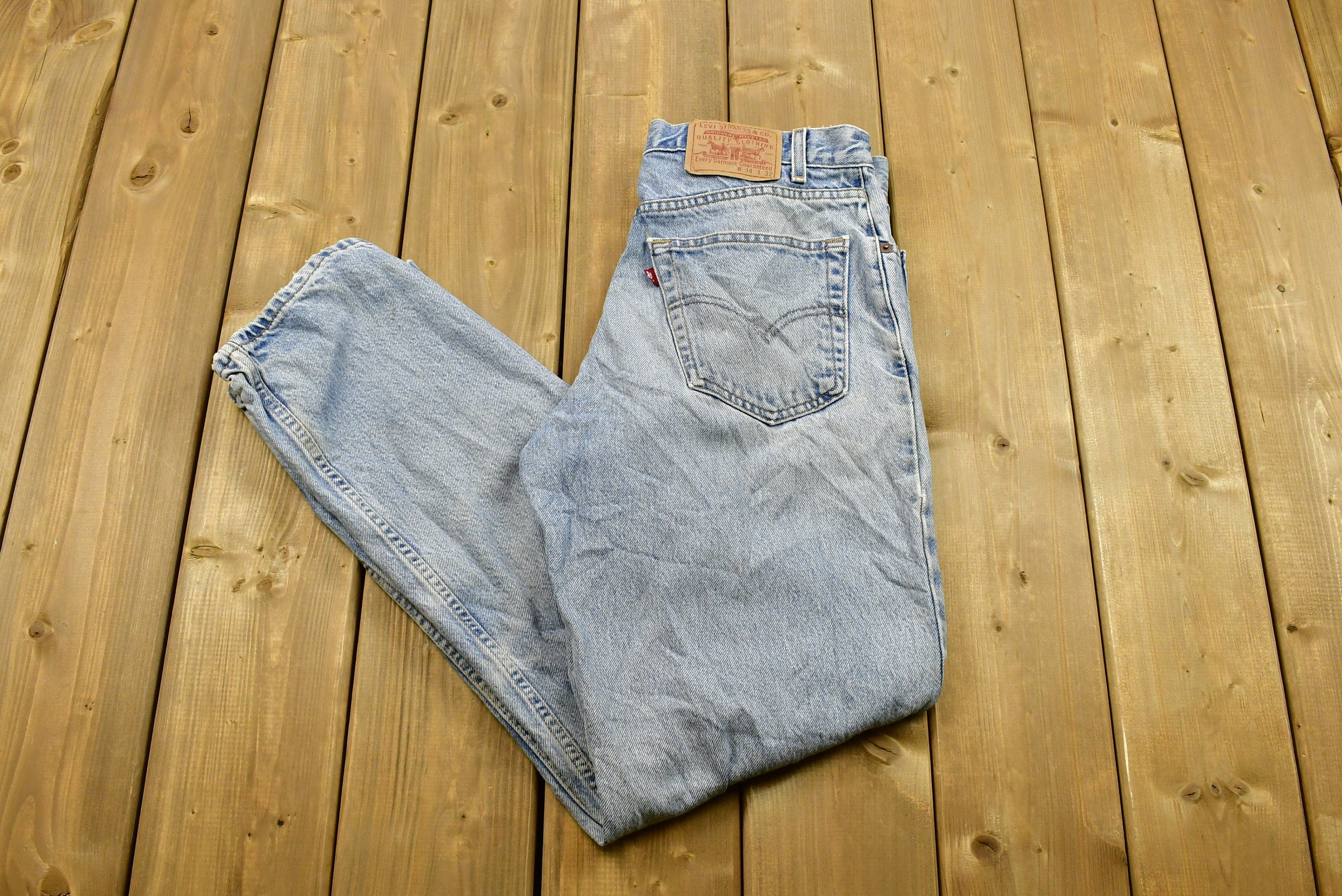 Vintage 90's Levi's Red Tab Jeans Size 34 x 32