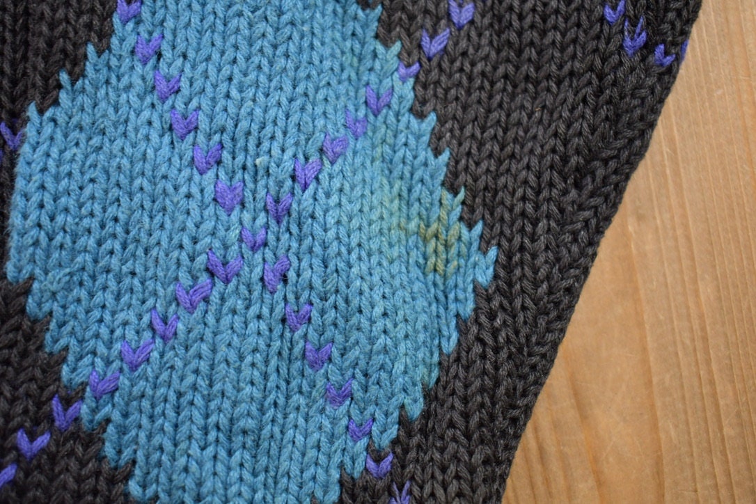 Vintage 1990s Knitted Argyle Floral Crewneck Sweater /