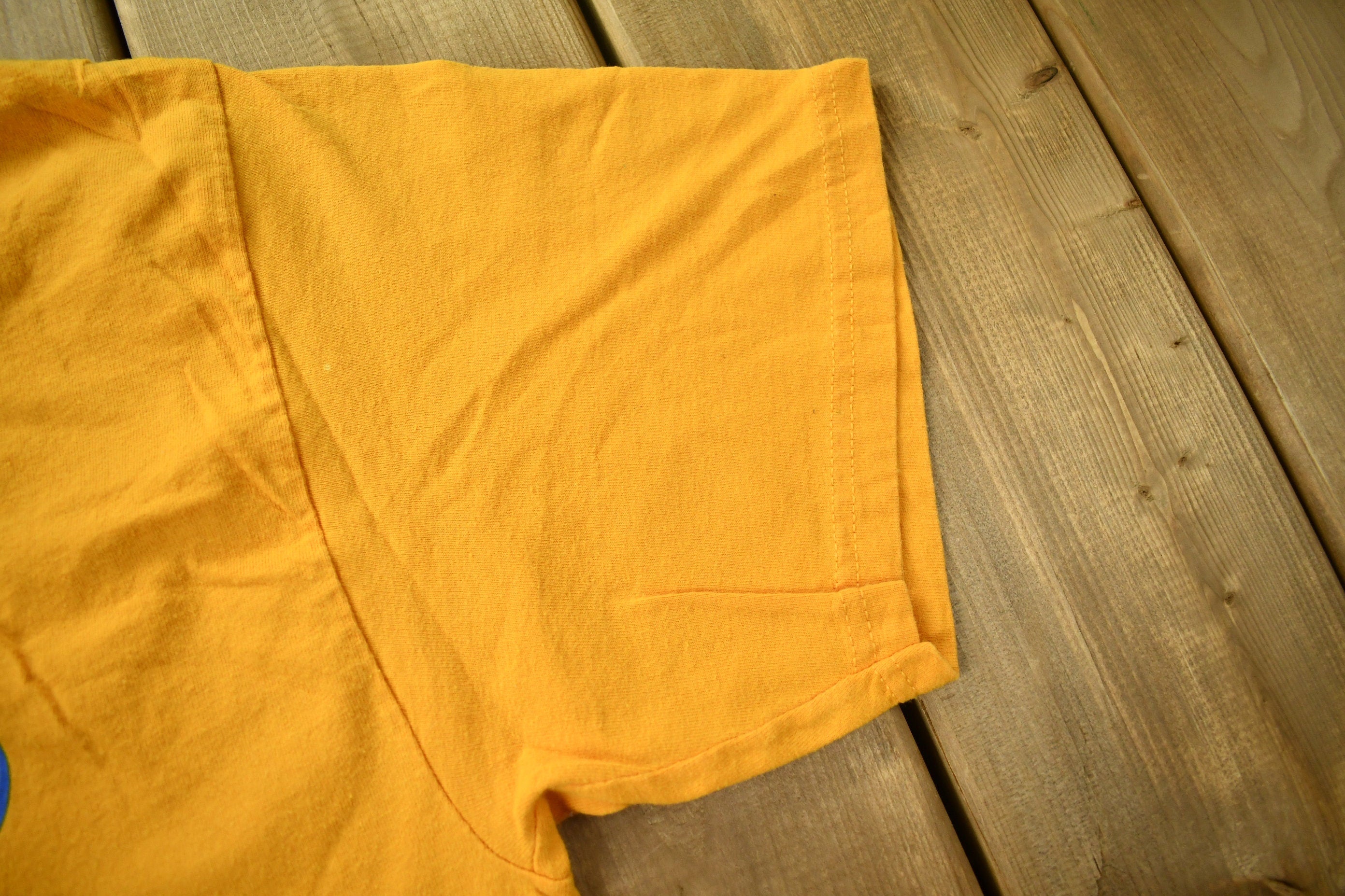 Vintage 1990s Disney Graphic Cartoon T-Shirt