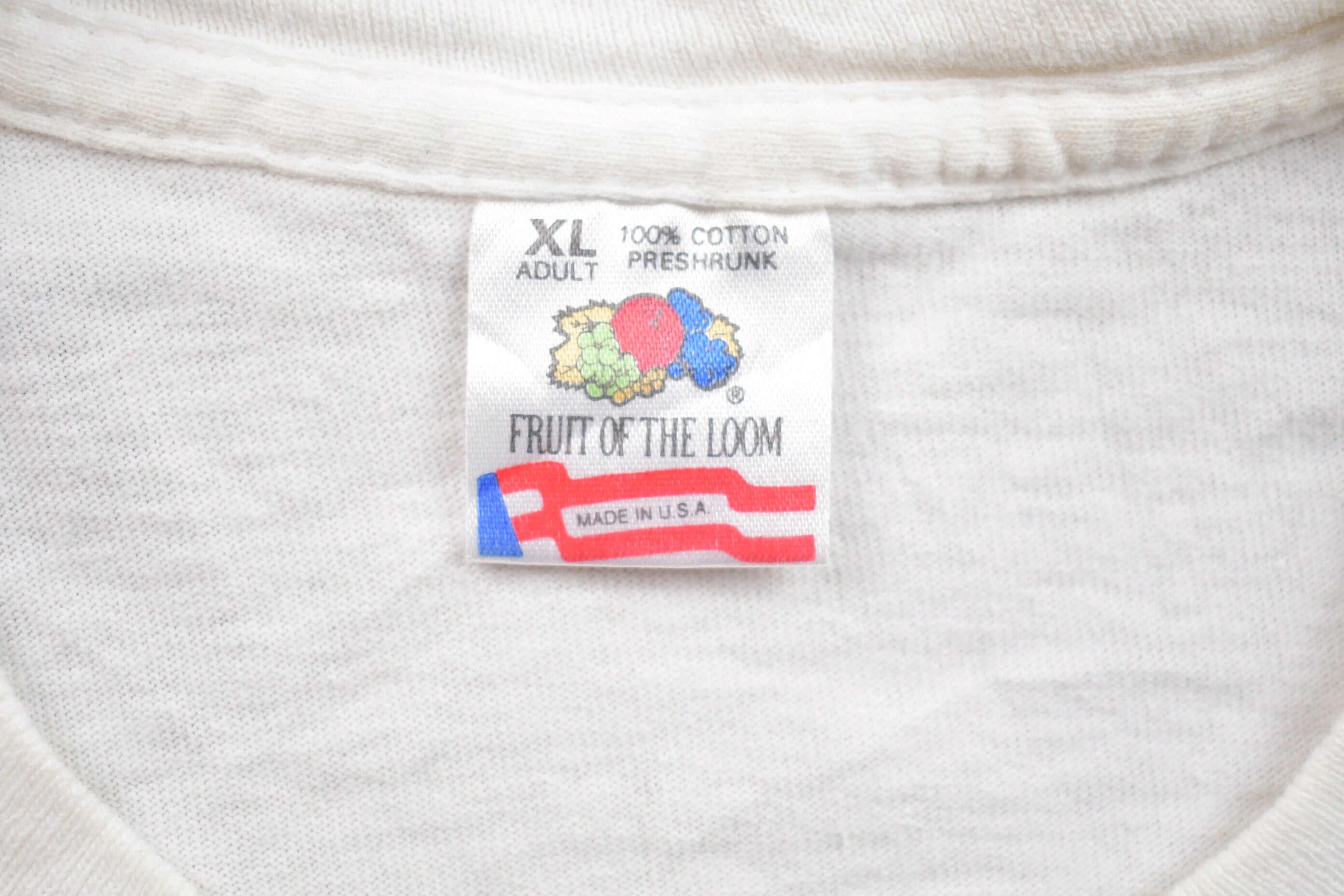 Vintage 1994 "Smart as we Think we Are" Graphic T Shirt