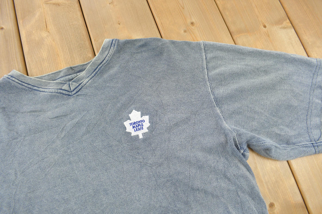 Vintage 1990s Toronto Maple Leafs NHL Hockey Graphic T-Shirt