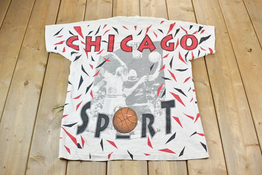 Vintage 1990s Chicago Sport Dennis Rodman Shaq Basketball Graphic T-Shirt