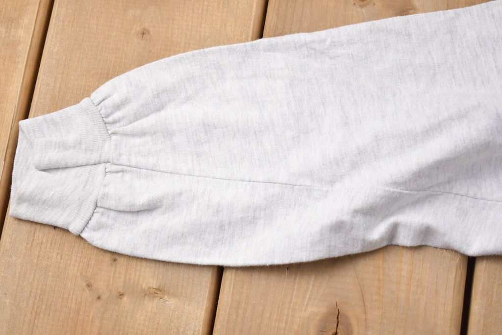 Vintage 1990s Animals Manitoba Hanes Beefy Longsleeve T-Shirt