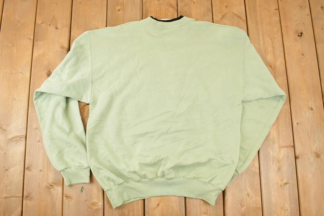Vintage 1990s Top Stitch Embroidered Hearts Double Collar Sweatshirt Women's L