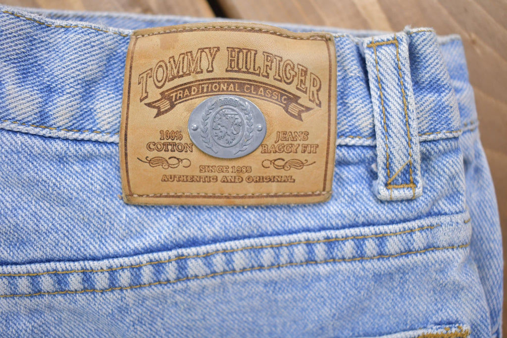 Vintage 1990s Tommy Hilfiger Light Wash Denim Jeans 30 x 28