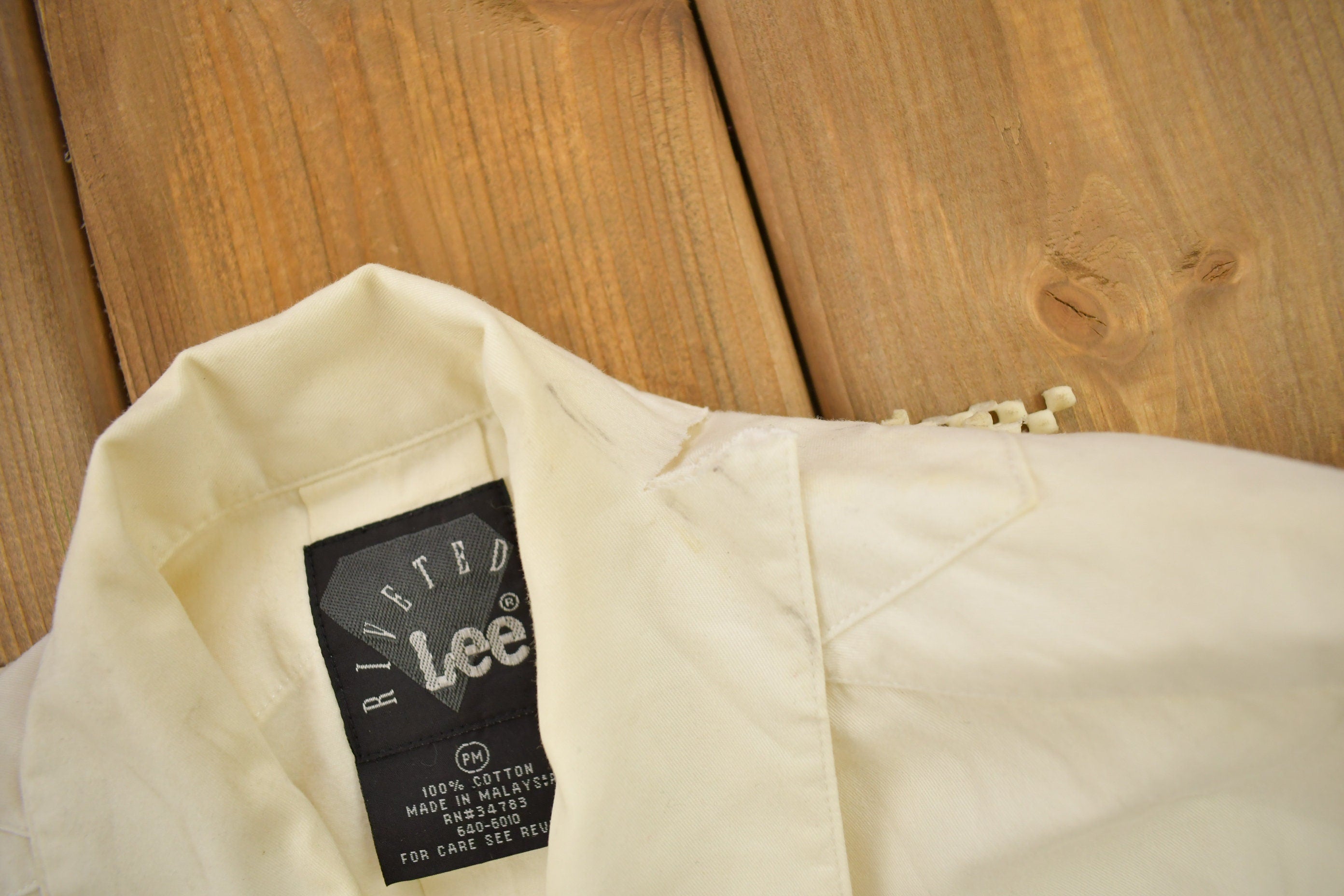Vintage 1990s Lee Riveted Blank Button Up Shirt / 1990s Button Up / Vintage Flannel / Basic Button Up / Vintage Dress Shirt