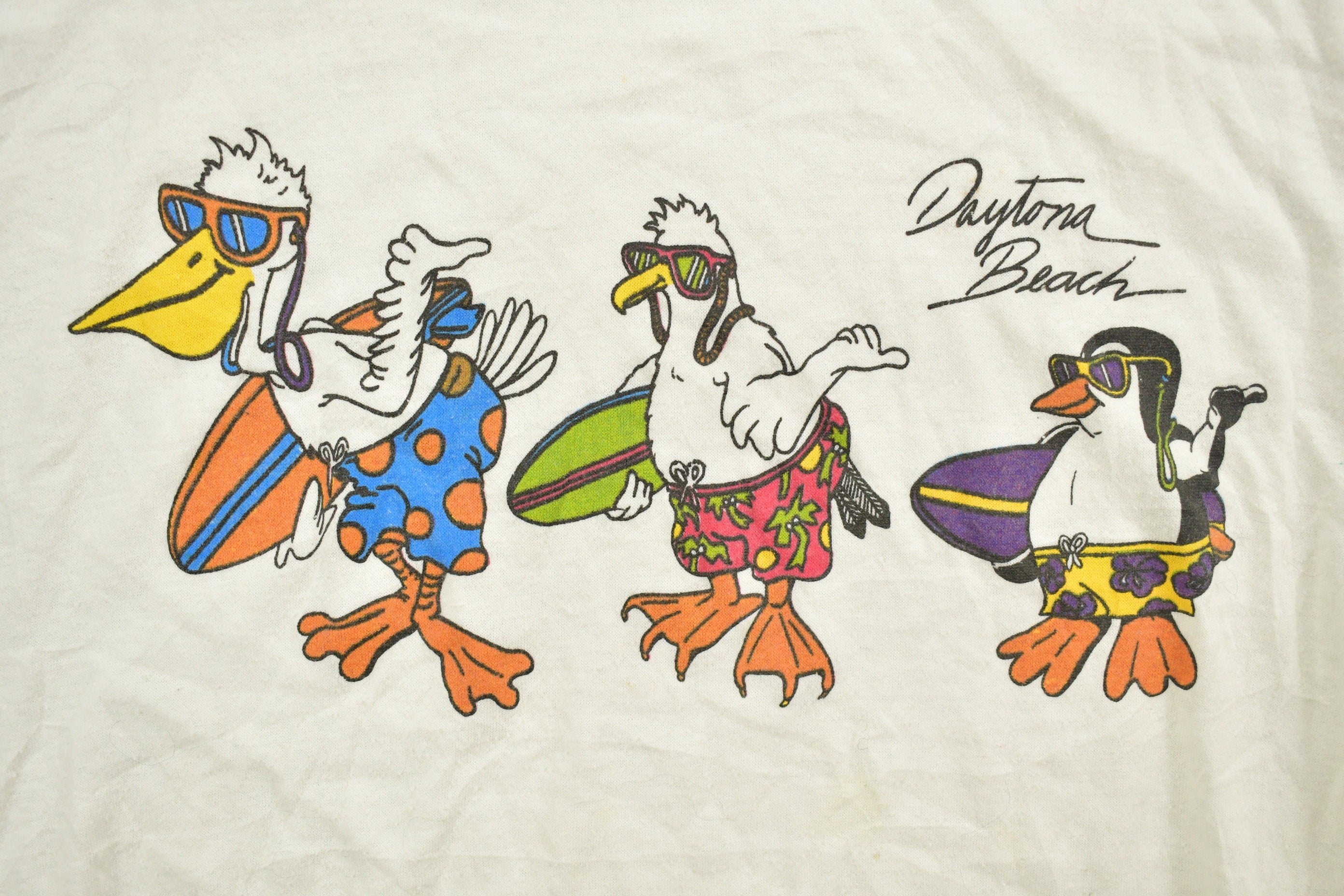 Vintage 1990s Daytona Beach Surfing Chickens Funny Graphic T-Shirt
