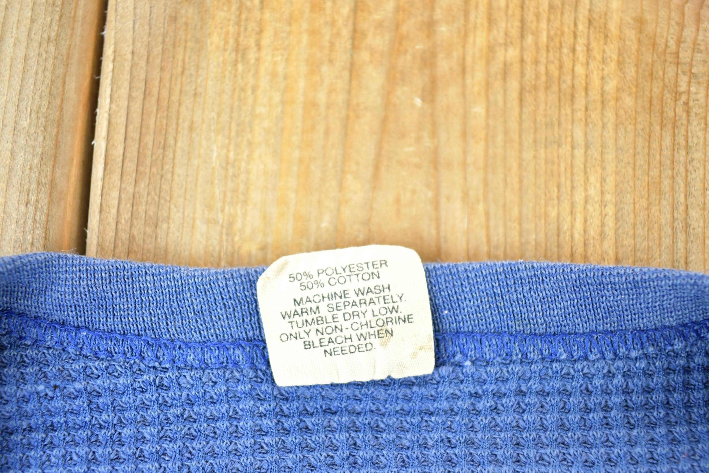Vintage 1990s Northwest Territory Waffle Knit Souvenir thermal Shirt Men's S