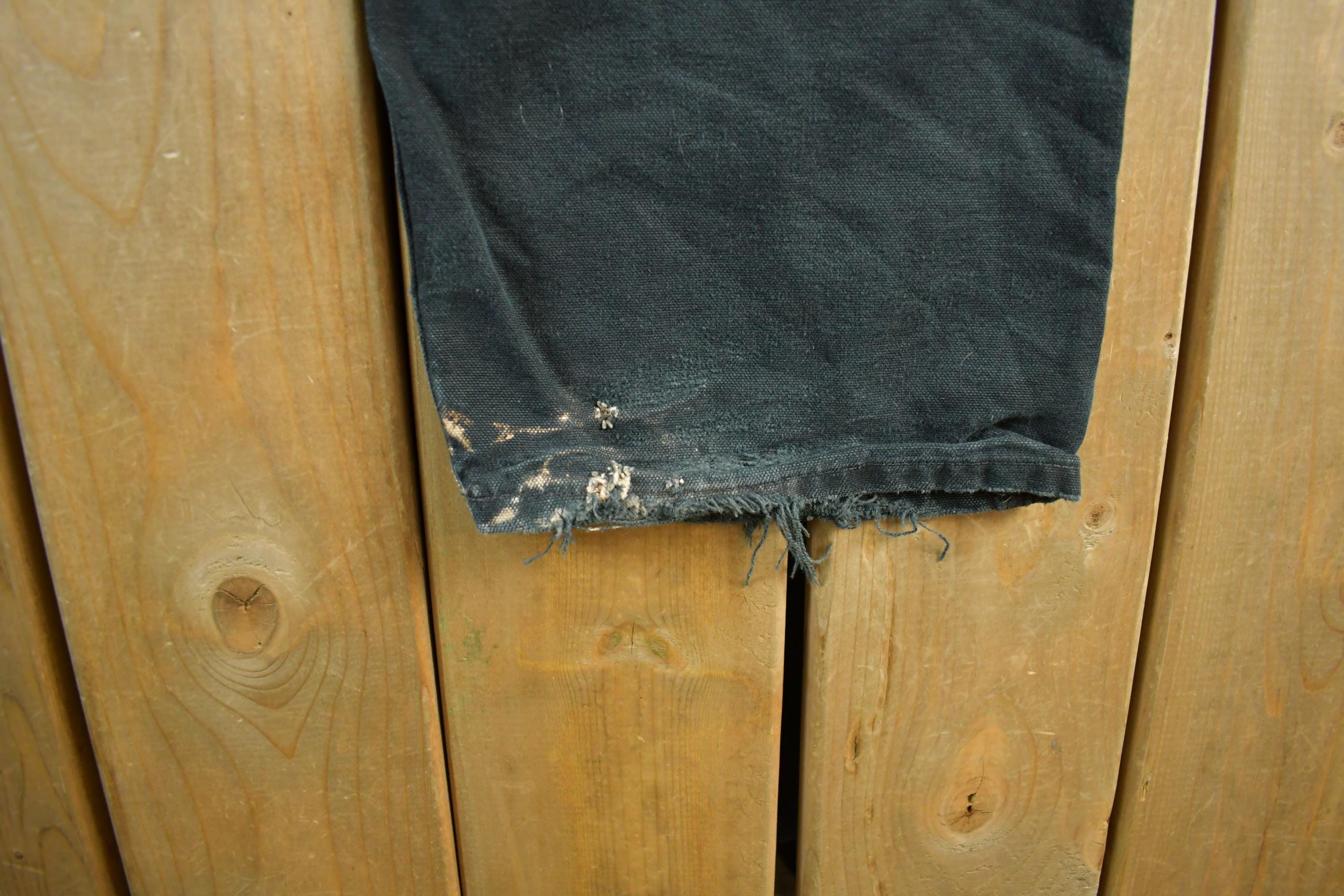 Vintage 2000s Carhartt Distressed Double Knee Denim Work Jeans Adult 33 x 32