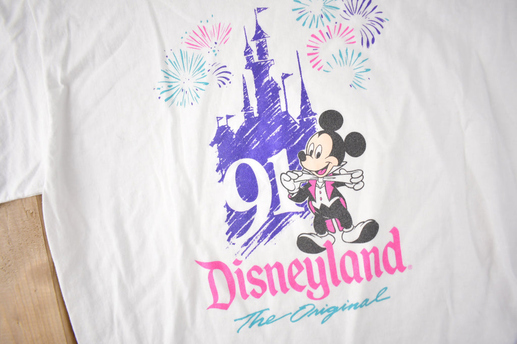 Vintage 1991 Disneyland Mickey Mouse Graphic T-Shirt made In USA