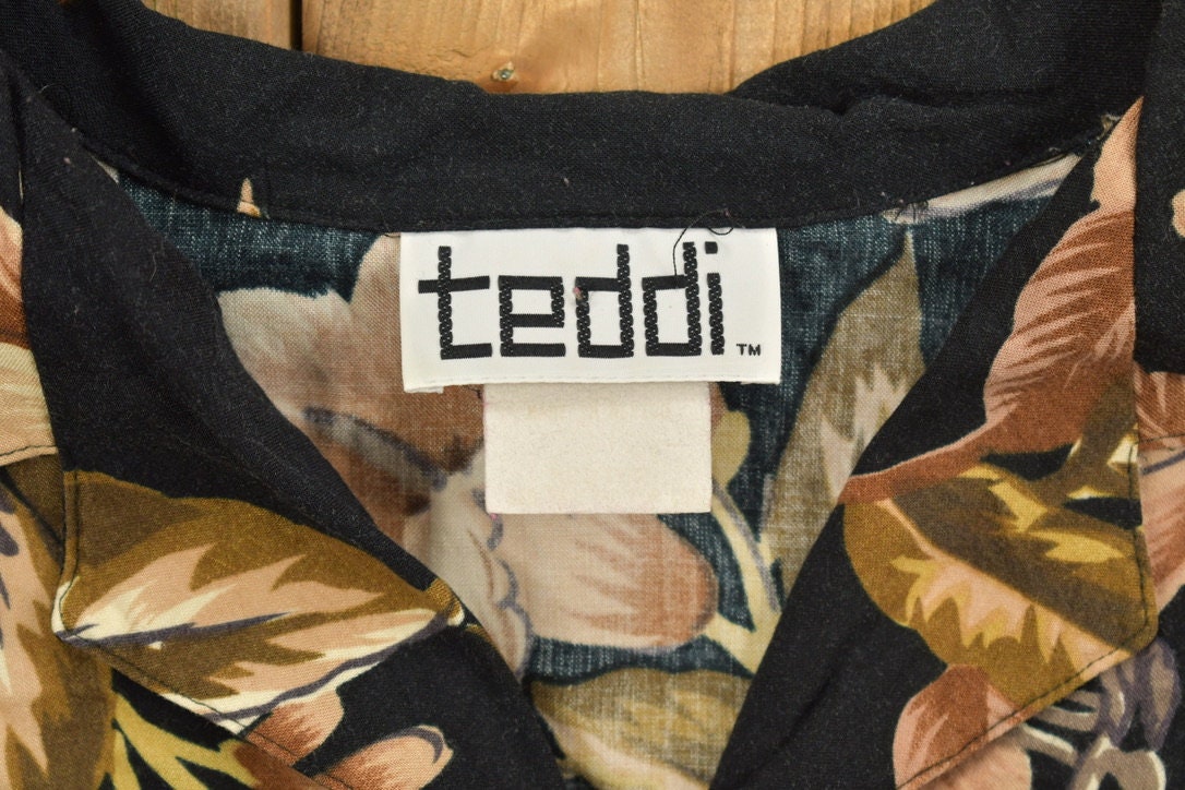 Vintage 1990s Teddi Floral Button Up Shirt
