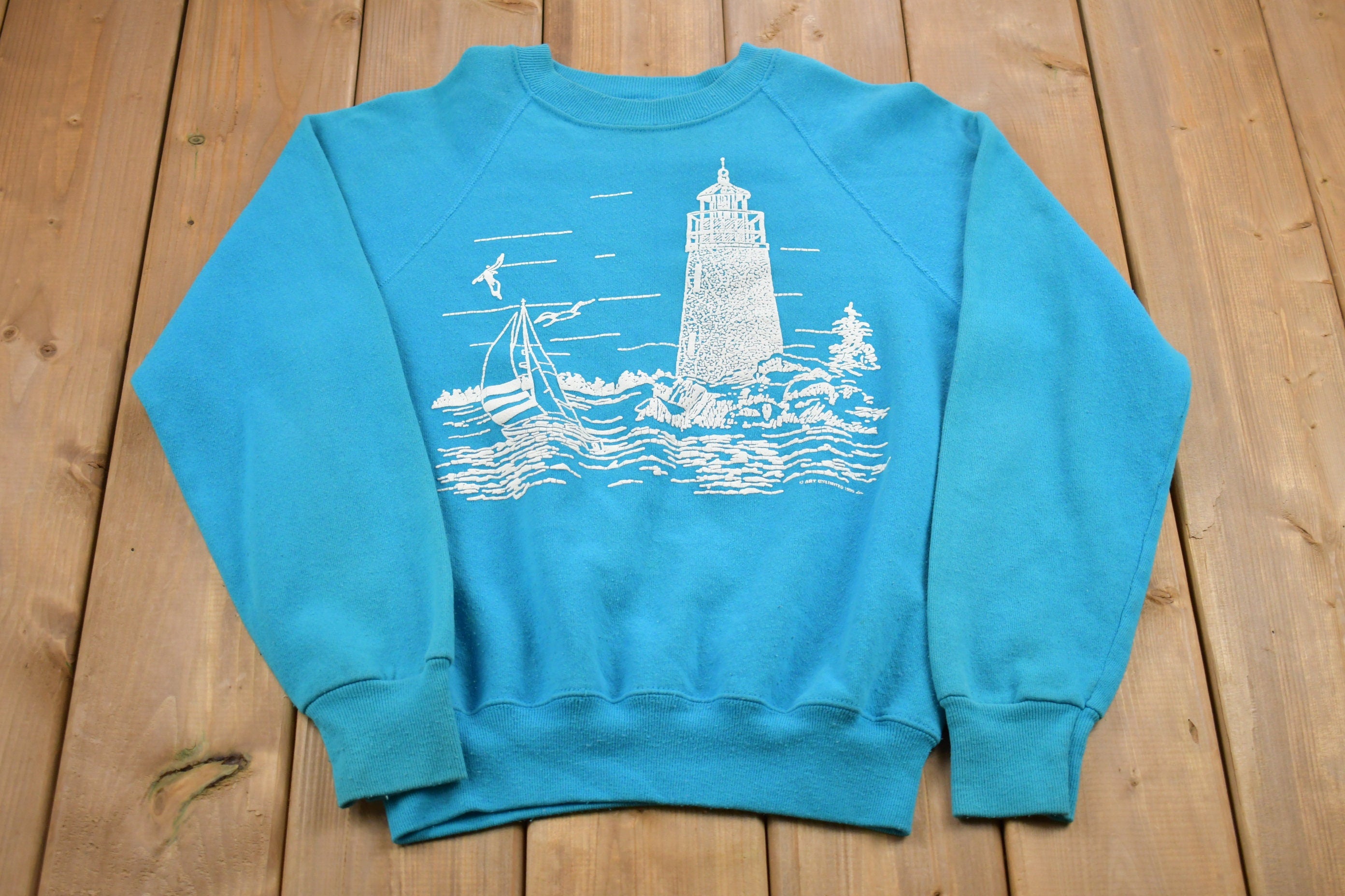Vintage 1990 Lighthouse Graphic Raglan Crewneck Sweatshirt