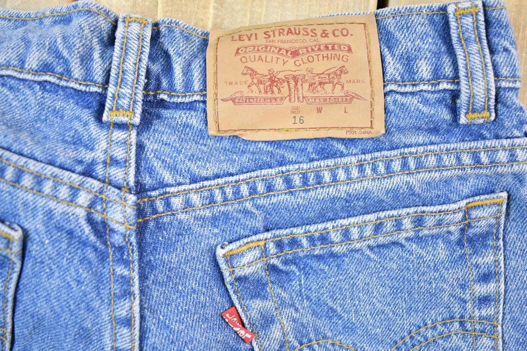 Vintage 1990s Levi Strauss Red Tab Denim Jeans Size 24 x 26