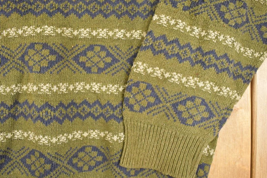 Vintage 1990s Claiborne Abstract Striped Knit Crewneck Sweater Women's XL