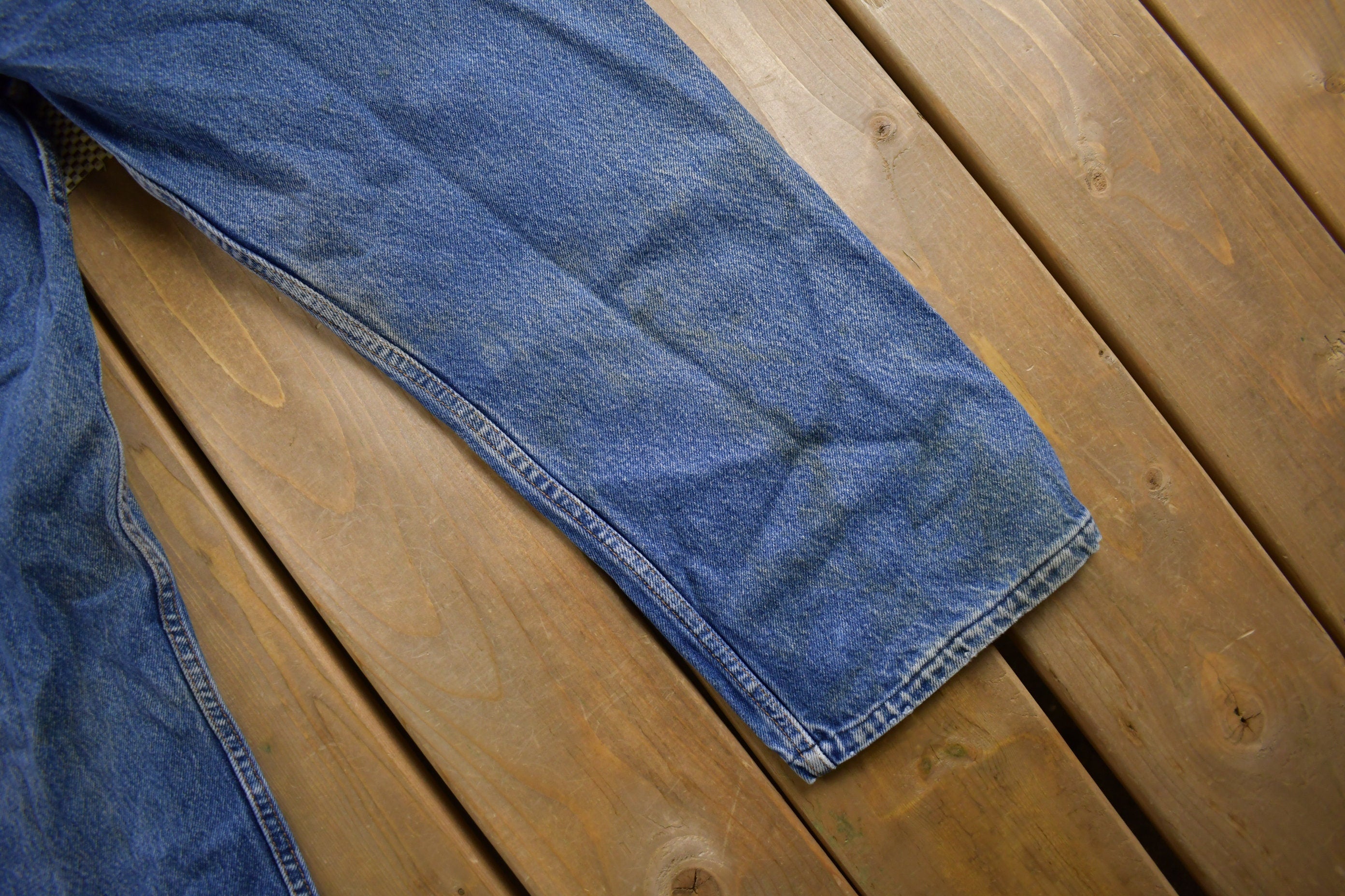 Vintage 1990s Levi's 505 Red Tab Jeans Size 32 x 23