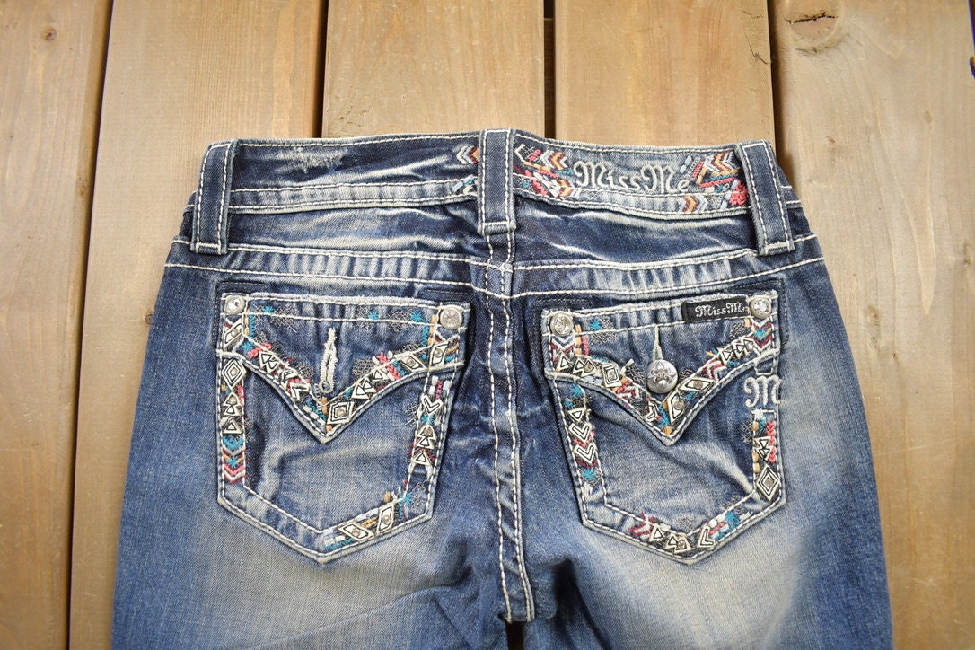 Vintage Y2K Miss Me Bedazzled Low Rise Jeans Size 26x31