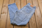 Vintage 1990s Levi's 550 Red Tab Jeans Size 32 x 32