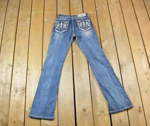 Vintage Y2K Miss Me Bedazzled Low Rise Jeans Size 26x31 / Boot Cut Jeans / Y2K Style / Embroidered Jeans / 2000s / Contrast Stitching
