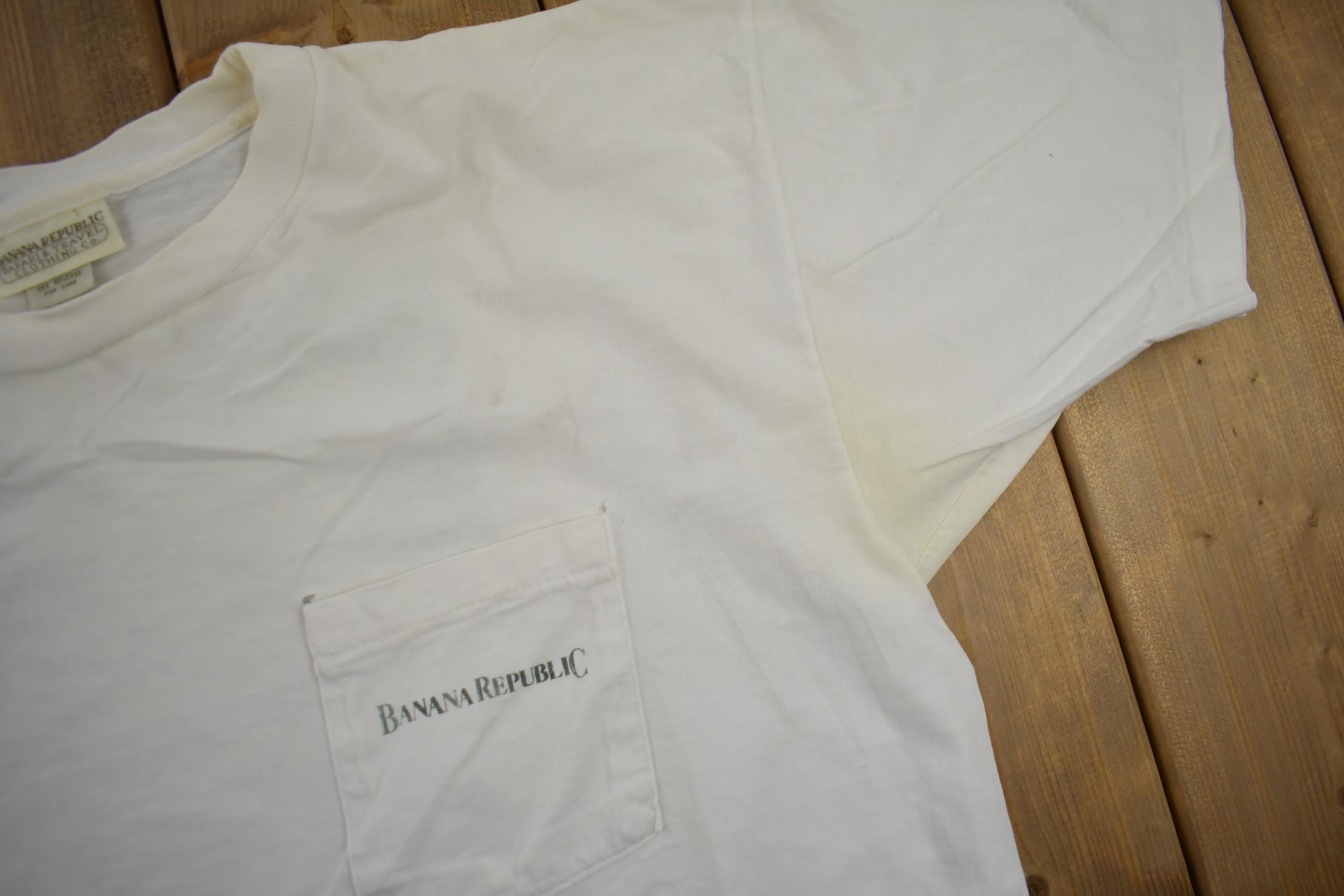 Vintage 1990s Banana Republic Safari Travel Graphic T-Shirt