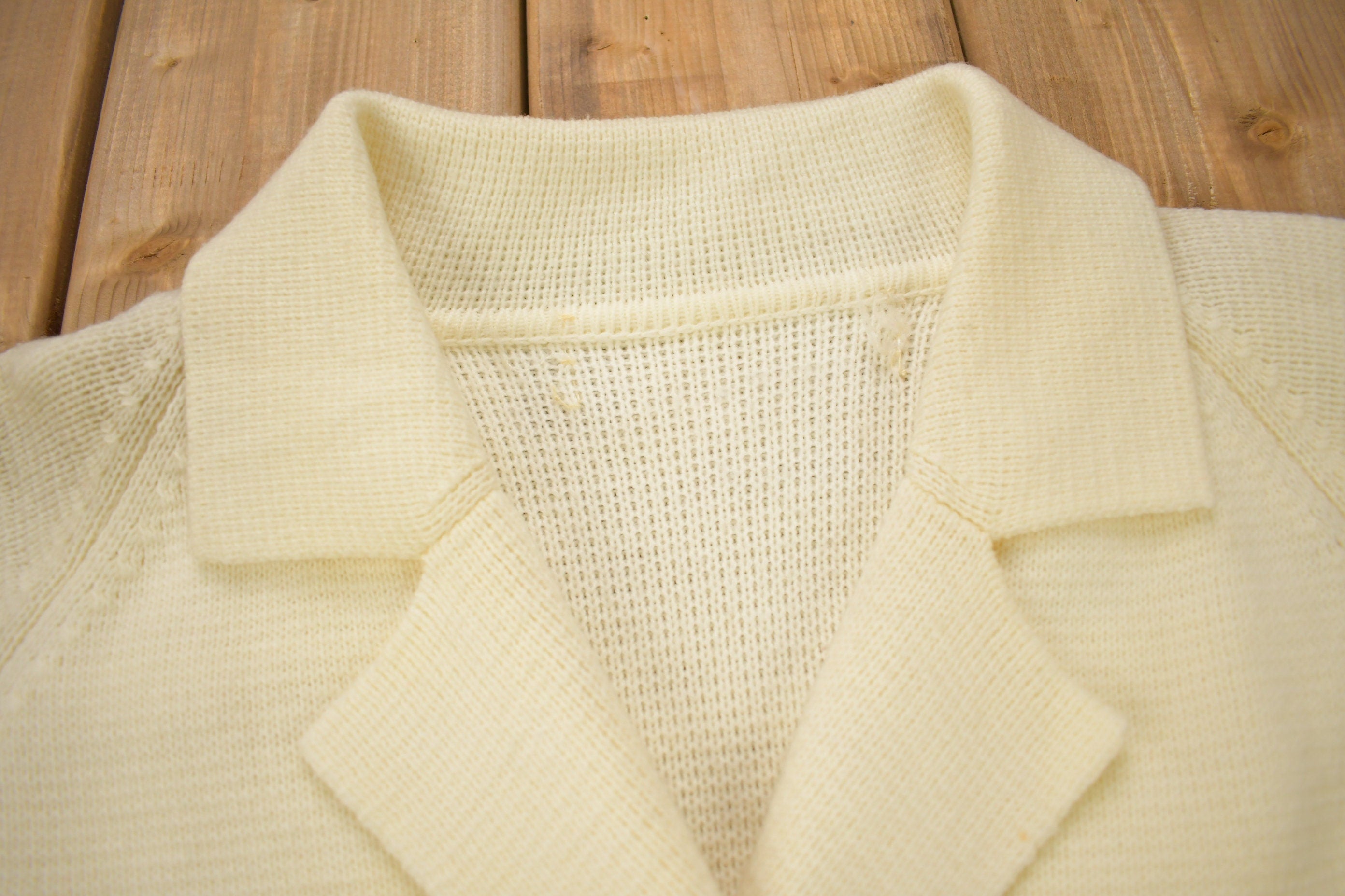 Vintage 1980s Blank White Knitted Cardigan Sweater