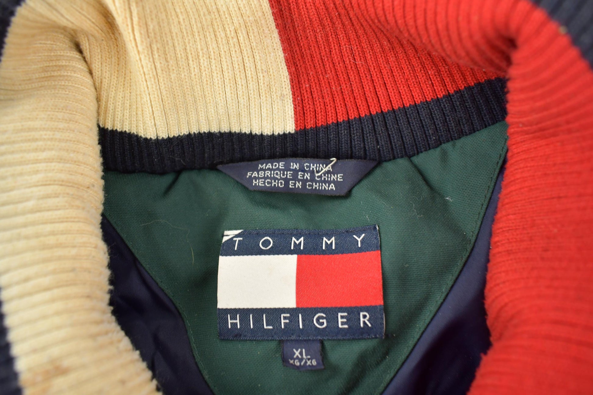 Vintage 1990s Tommy Hilfiger Green Goose Down Winter Puffer Jacket  90s tommy  Streetwear  Winter Coat