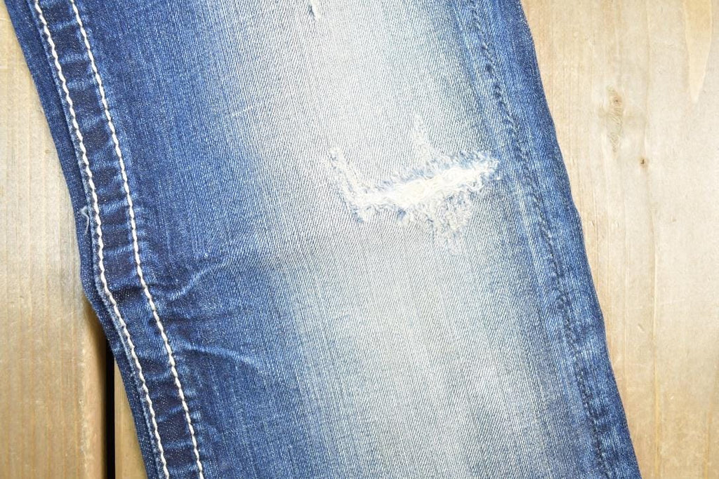 Vintage Y2K Miss Me Bedazzled Low Rise Jeans Size 26x31