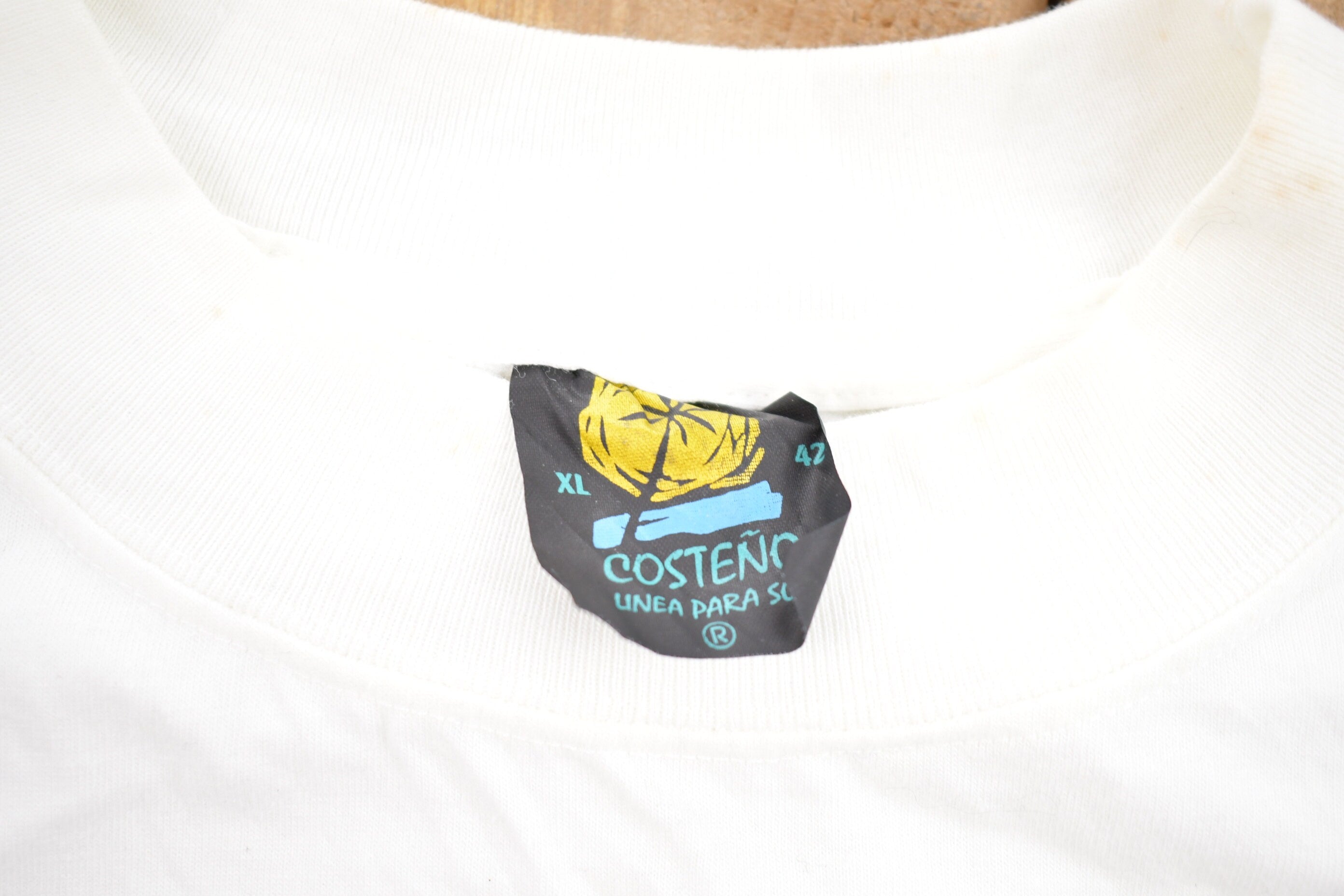 Vintage 1990s Acapulco Fishing Mexican Style Graphic T-Shirt