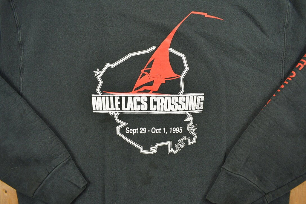 Vintage 1995 Mille Lacs Crossing Graphic Crewneck