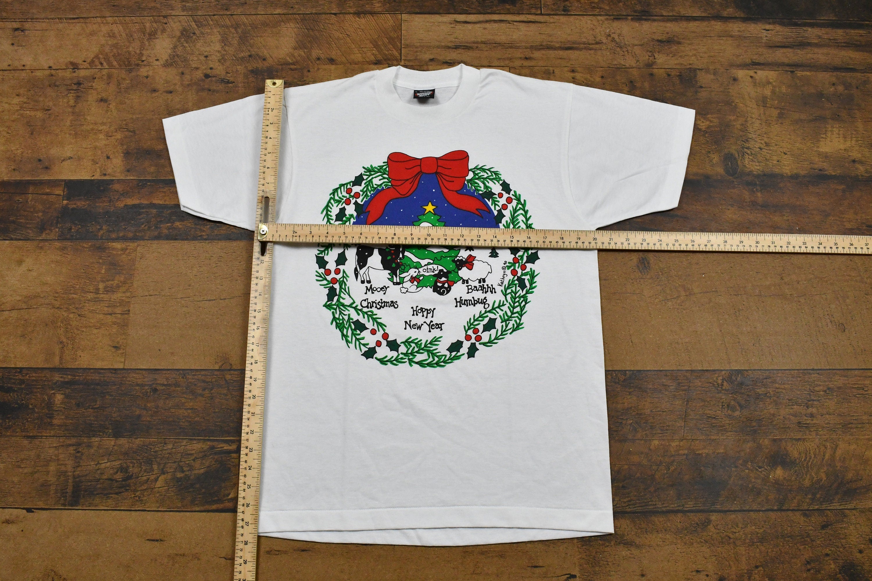 Vintage 1990 Christmas Wreath Single Stitch T-Shirt , Animal Lover , Funny Graphic , 80s , 90s , Streetwear